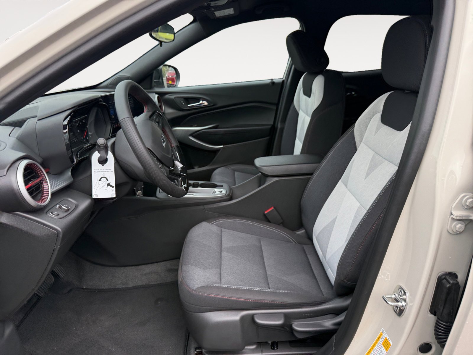 New 2026 Chevrolet Trax RS w/ Driver Confidence Package image 10