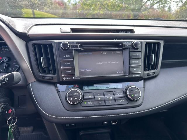 Used 2017 Toyota RAV4 XLE w/ Plus Special Value Package AWD/4WD image 15