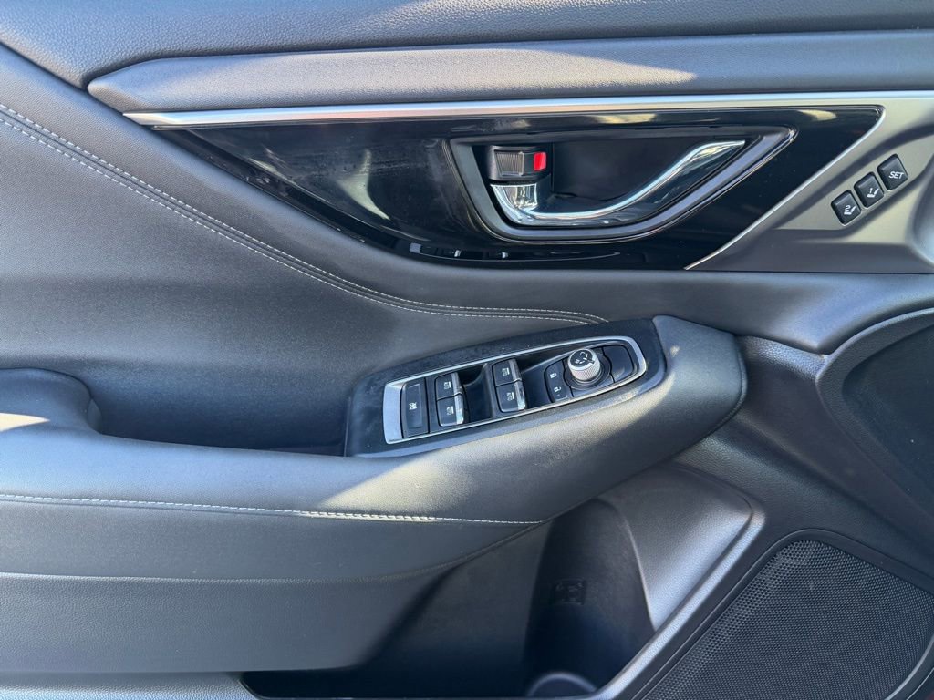 Used 2023 Subaru Outback Limited image 18