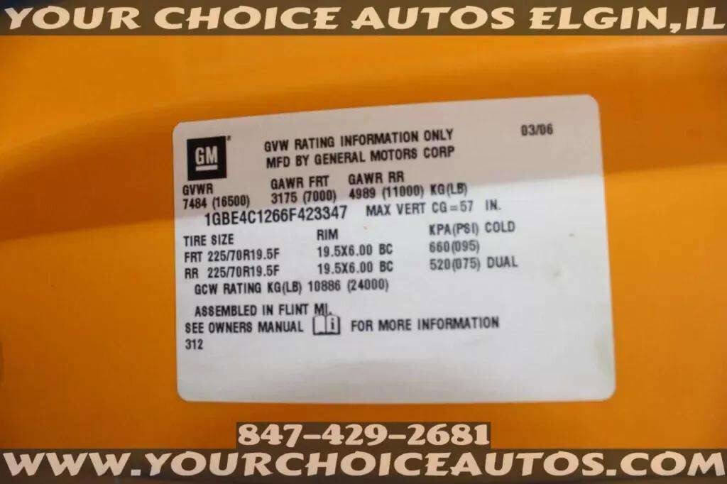 Used 2006 Chevrolet Kodiak C4500 2WD Regular Cab image 20