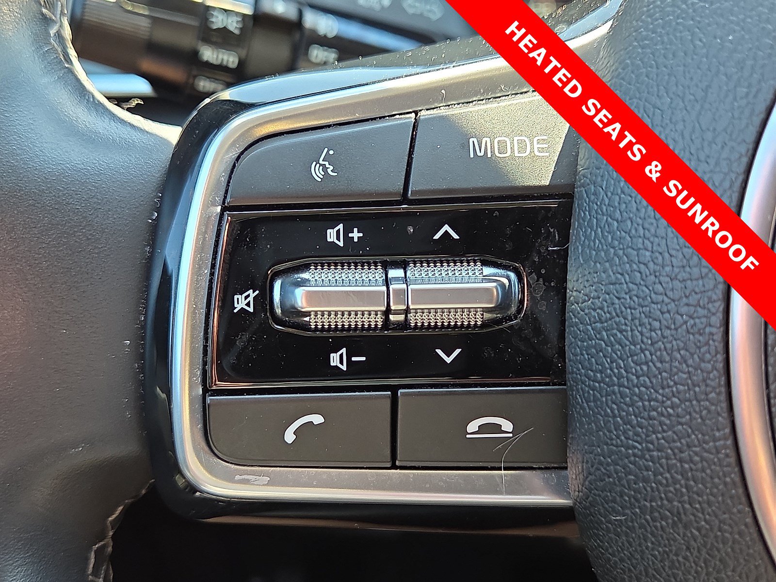 Used 2023 Kia Sorento SX AWD/4WD image 21