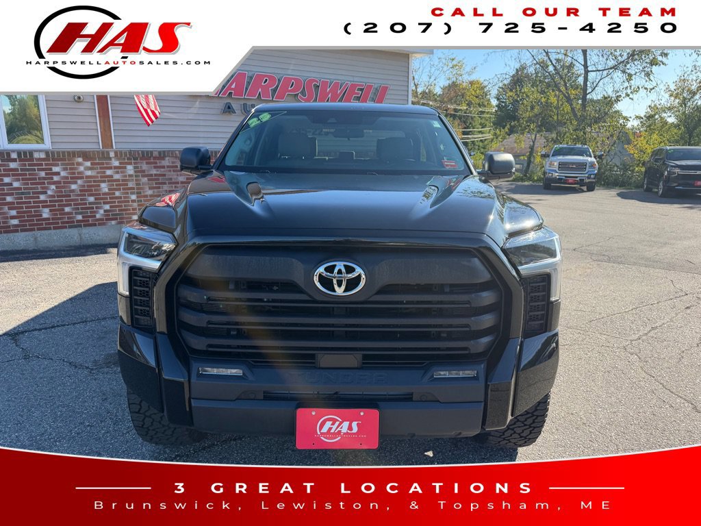 Used 2023 Toyota Tundra SR5 w/ SR5 Convenience Package AWD/4WD image 10
