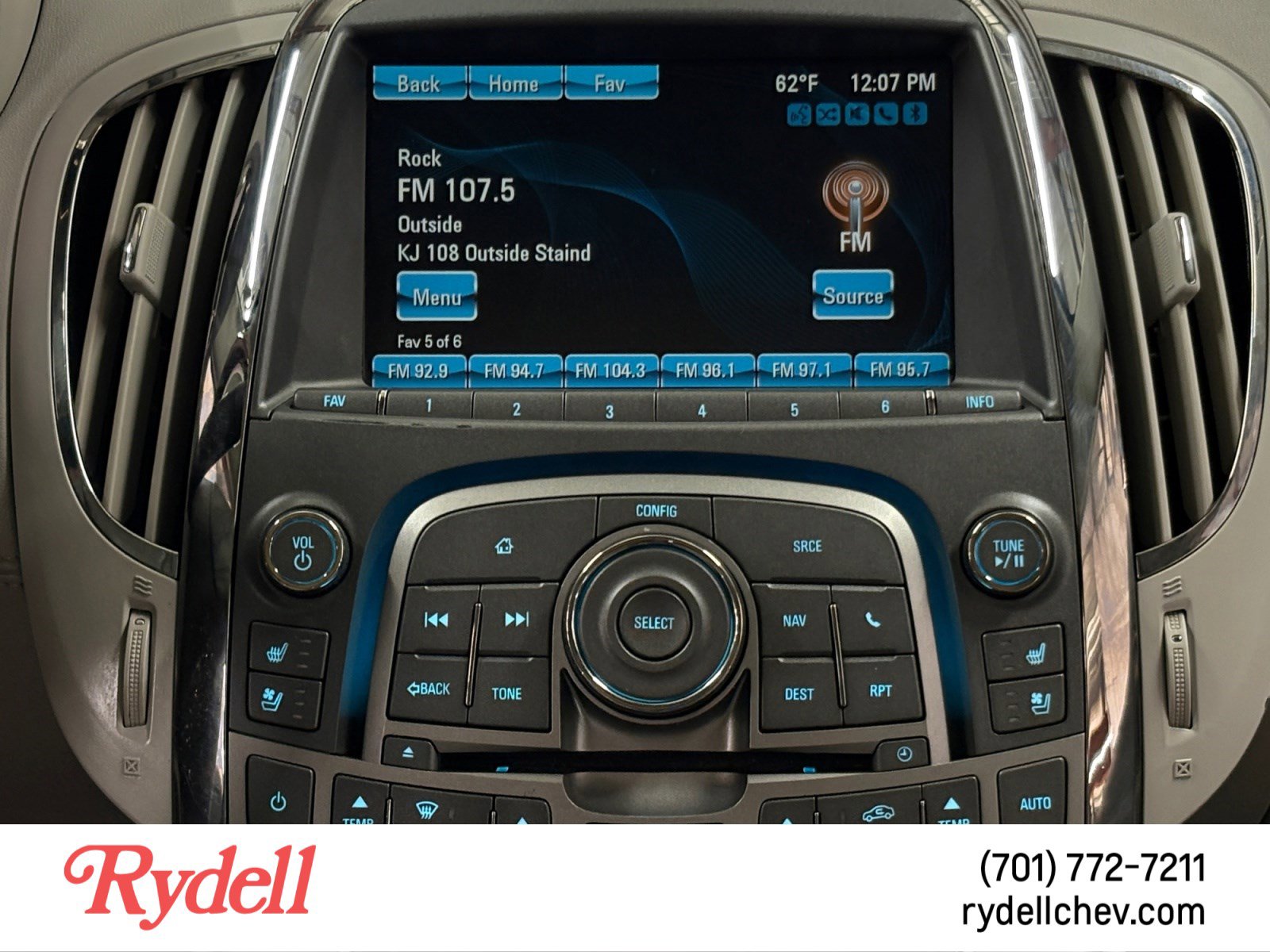 Used 2013 Buick LaCrosse Touring FWD image 20