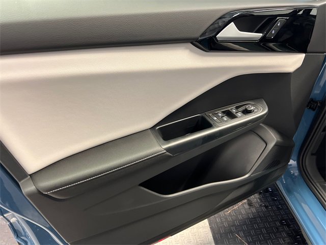 New 2026 Volkswagen Taos S image 7