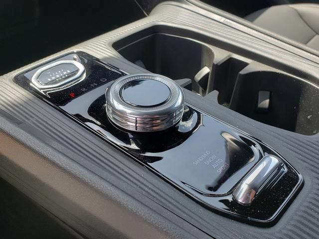 New 2026 Jeep Cherokee Limited AWD/4WD image 11