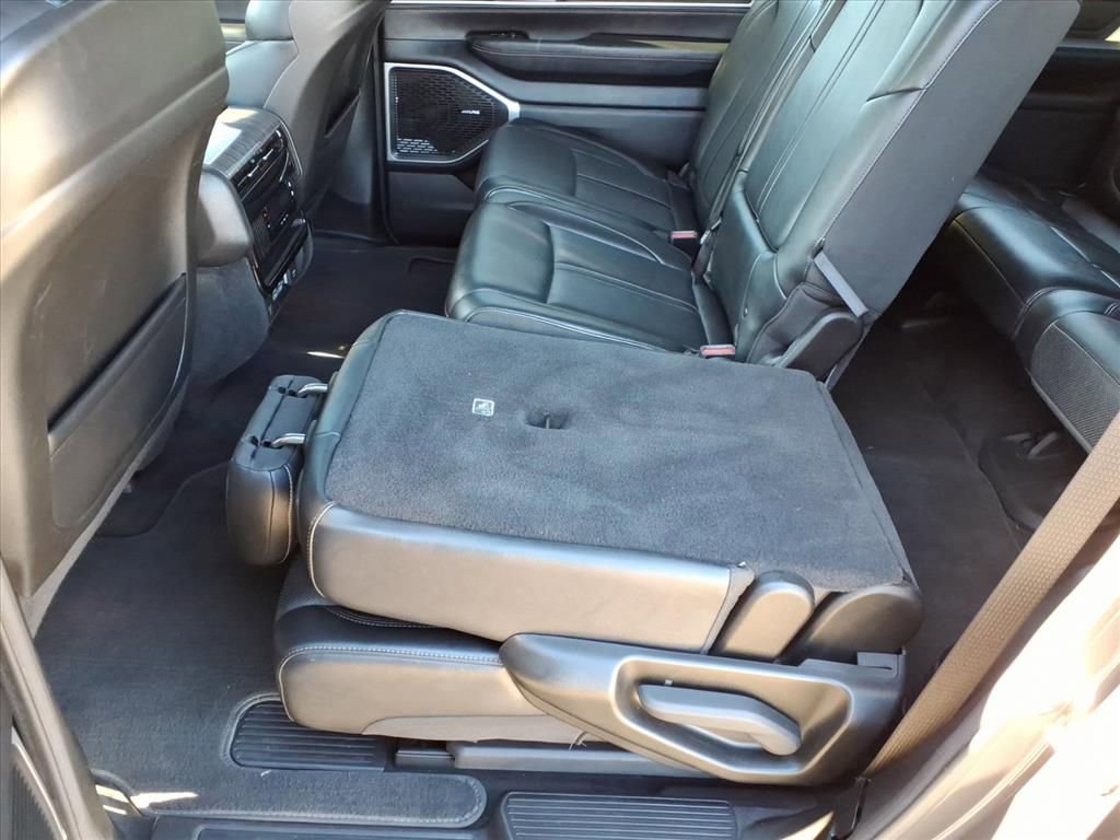 Used 2022 Jeep Wagoneer Series II image 33