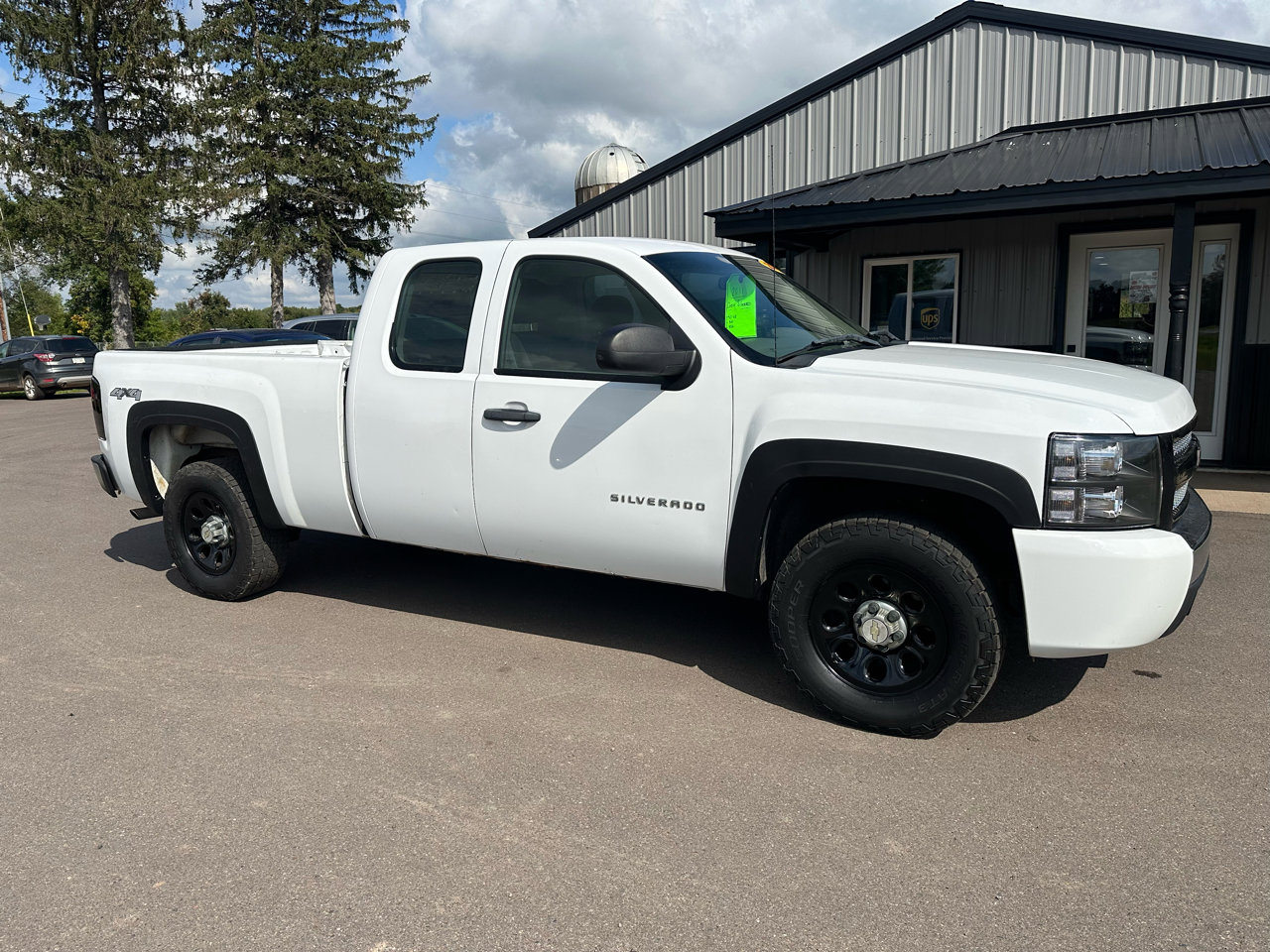 Used 2011 Chevrolet Silverado 1500 W/T image 8