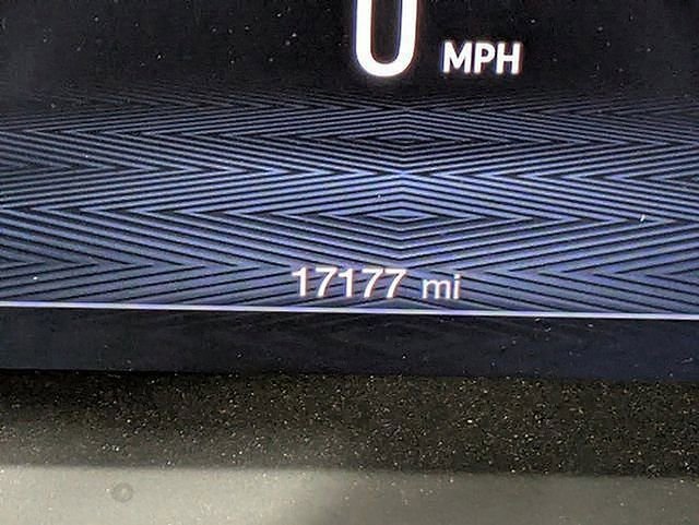 Used 2024 Alfa Romeo Giulia Veloce image 20