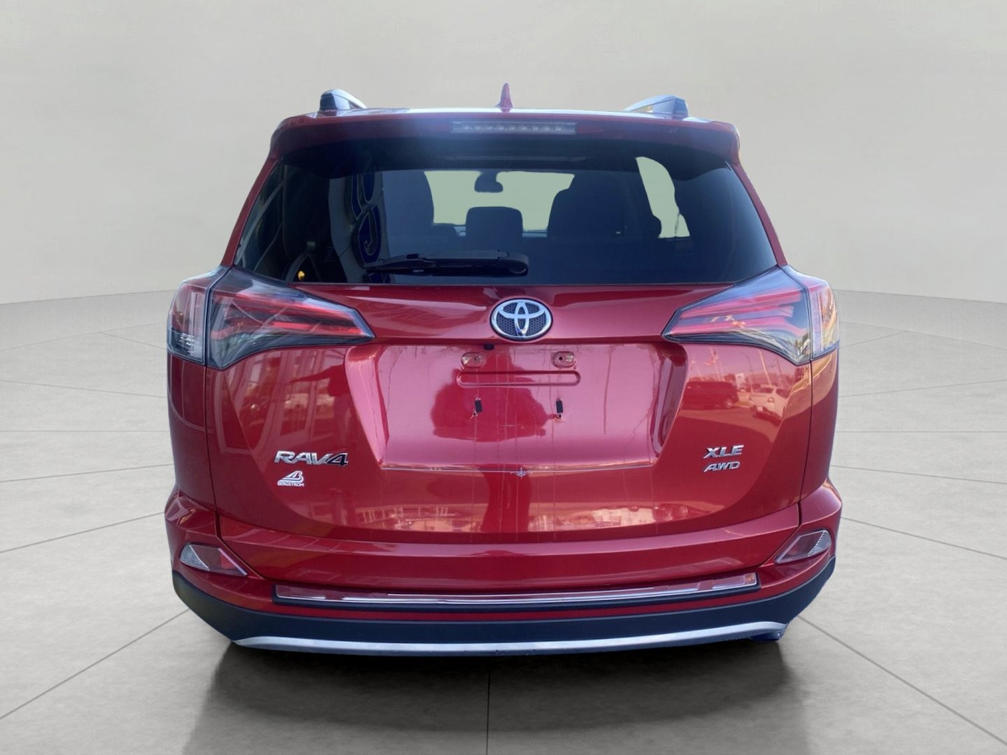 Used 2017 Toyota RAV4 XLE w/ All Weather Liner Package AWD/4WD image 8