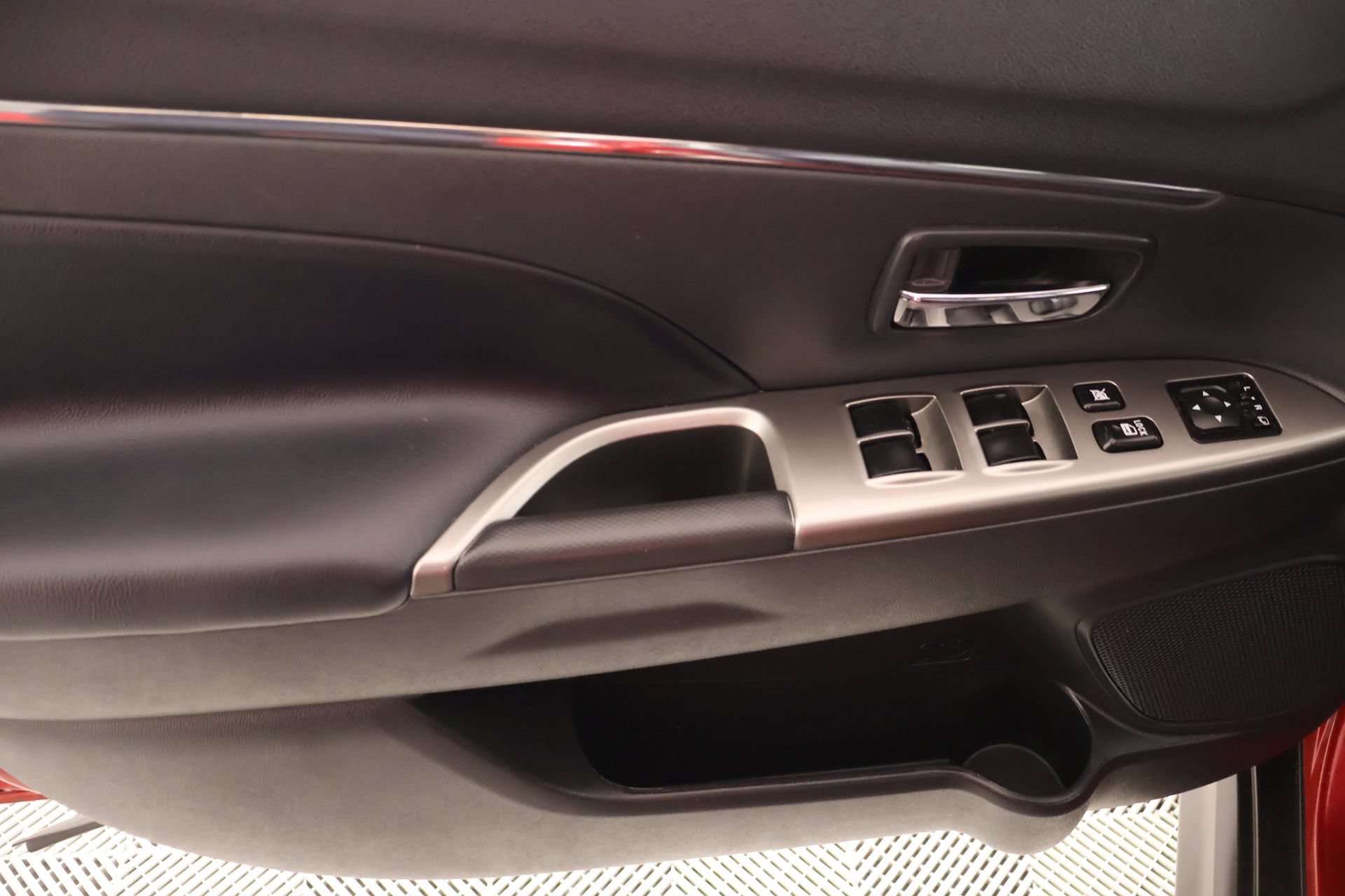 Used 2024 Mitsubishi Outlander Sport SE AWD/4WD image 15