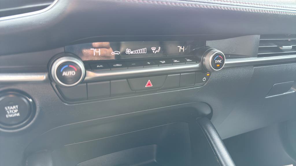 Used 2024 MAZDA MAZDA3 s image 18