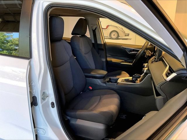 Used 2019 Toyota RAV4 XLE w/ All Weather Liner Package AWD/4WD image 19