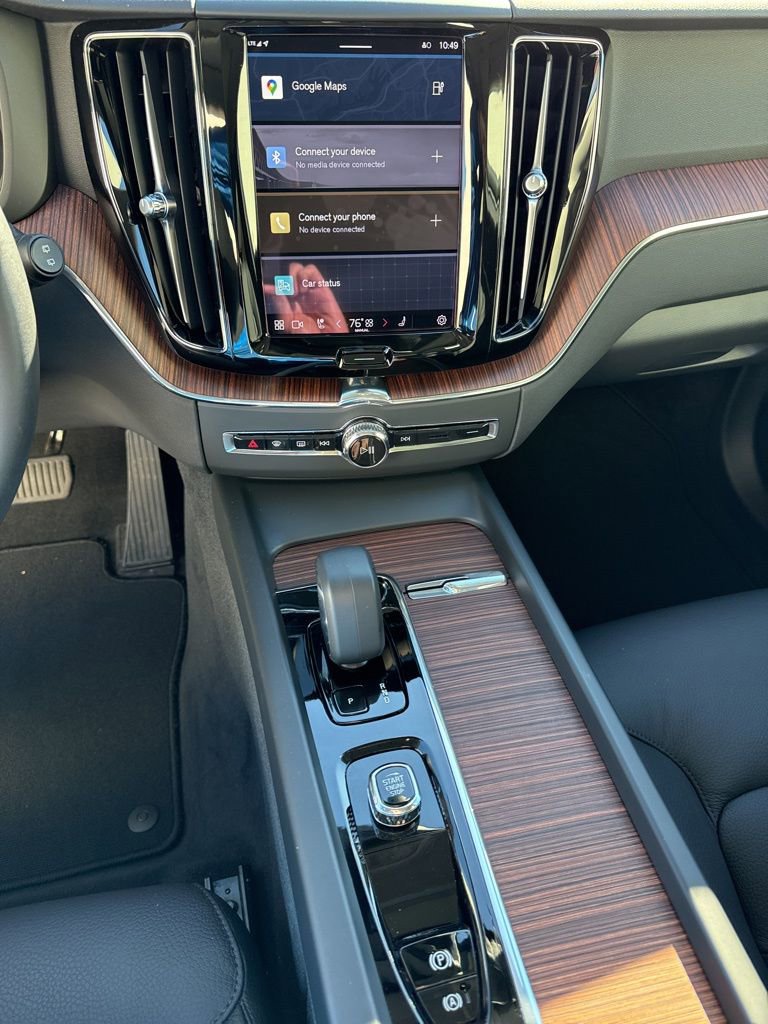 Used 2024 Volvo XC60 T8 Plus w/ Protection Package Premier image 25