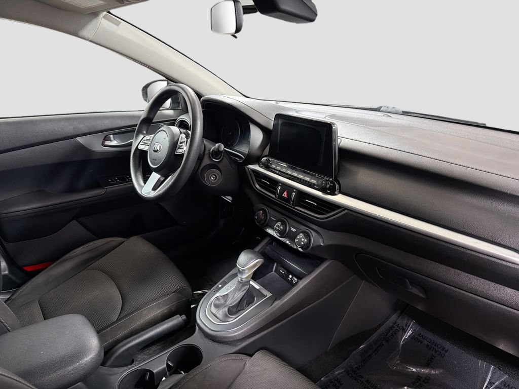 Used 2020 Kia Forte LXS FWD image 27