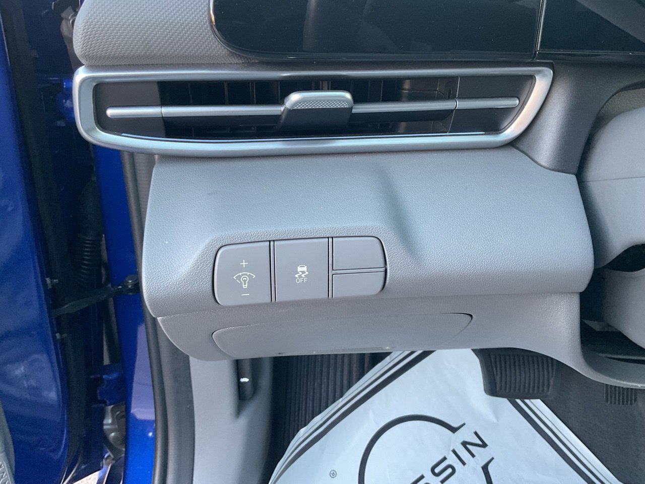 Used 2025 Hyundai Elantra SEL FWD image 20