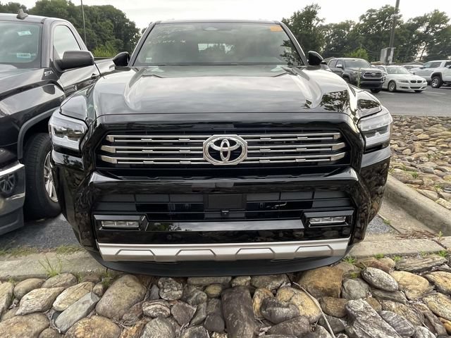 Used 2025 Toyota 4Runner Limited AWD/4WD image 4