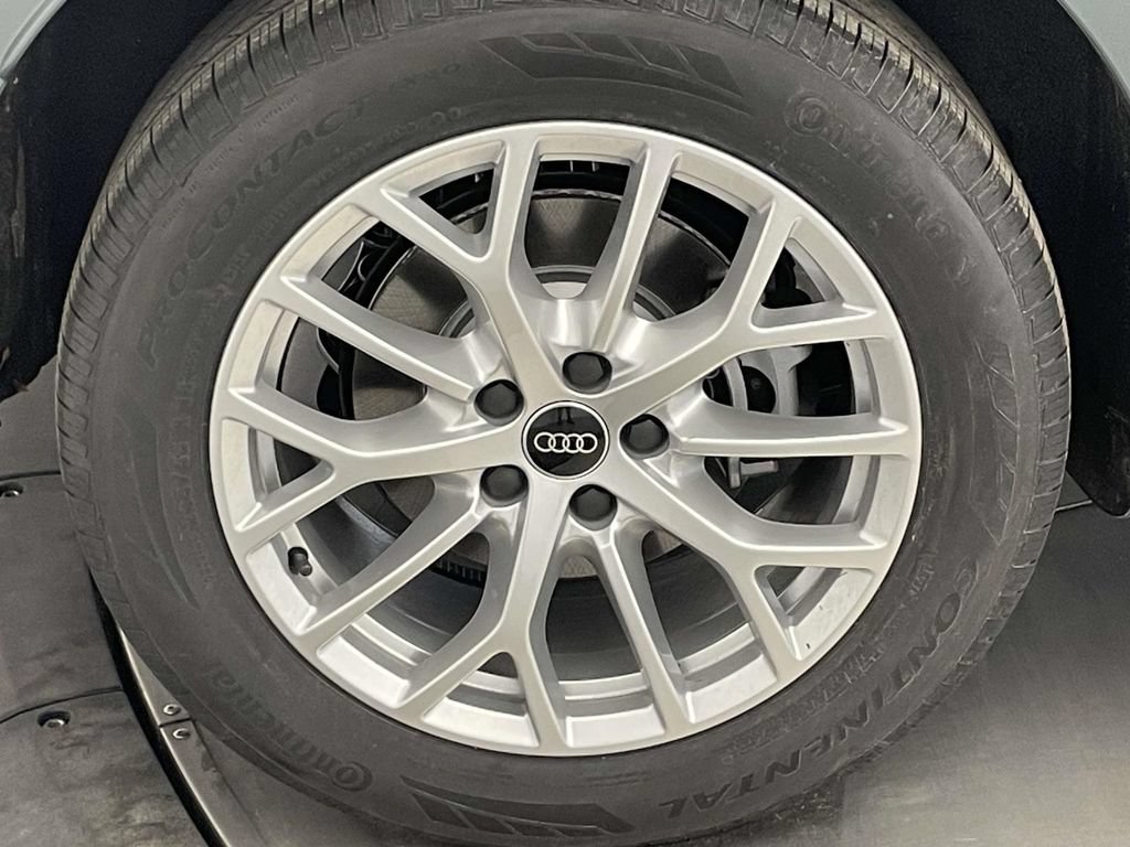 New 2026 Audi Q3 quattro 2.0T AWD/4WD image 13