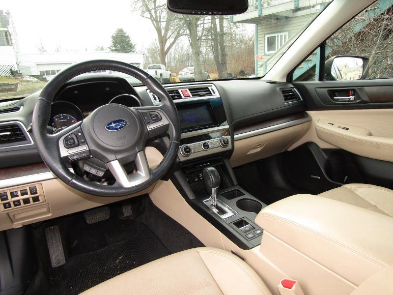 Used 2015 Subaru Outback 2.5i Limited image 10