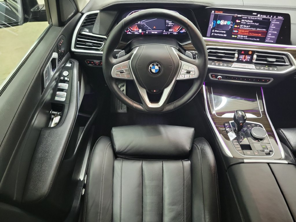 Used 2020 BMW X7 xDrive40i w/ Cold Weather Package AWD/4WD image 19