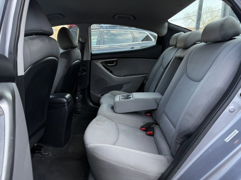 Used 2013 Hyundai Elantra GLS w/ Preferred Pkg image 27