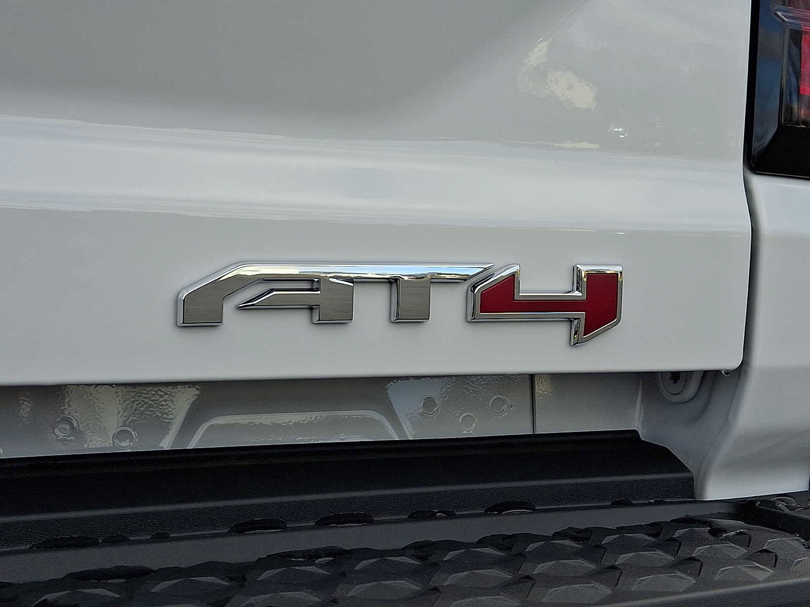 New 2026 GMC Canyon AT4 w/ Technology Plus Package image 21