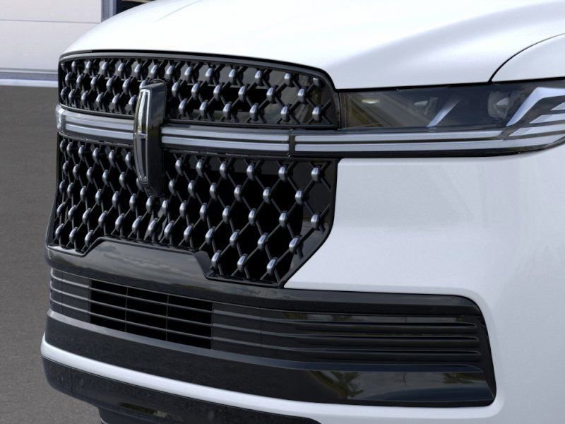 New 2025 Lincoln Navigator Black Label image 17