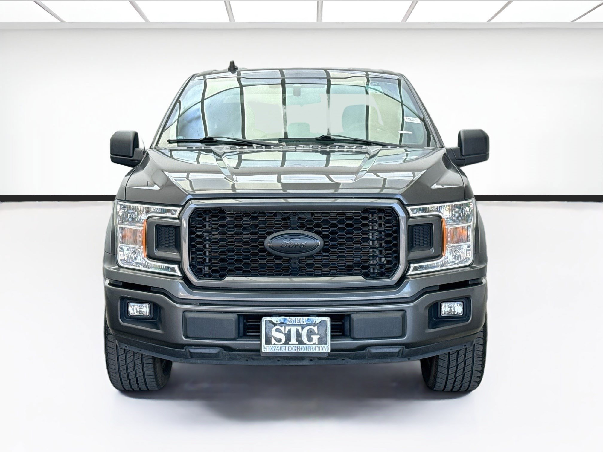 Used 2020 Ford F150 XL w/ Equipment Group 101A Mid RWD image 2