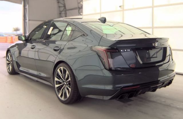 Used 2022 Cadillac CT5 V Blackwing w/ Parking Package RWD image 4
