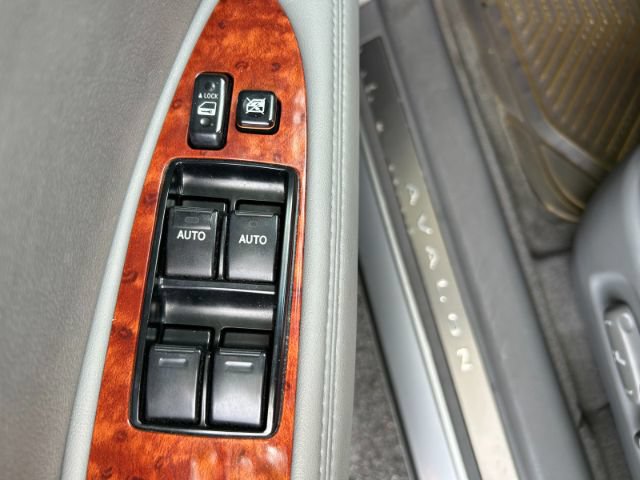 Used 2007 Toyota Avalon XLS FWD image 16
