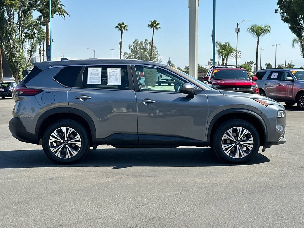 Used 2023 Nissan Rogue SV FWD image 6