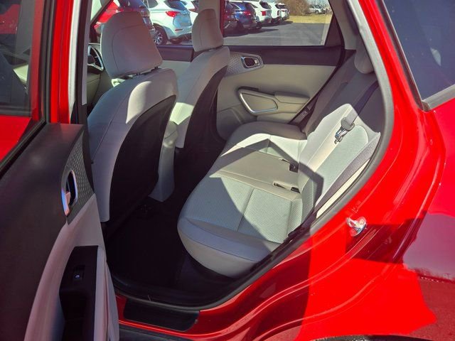 Used 2024 Kia Soul LX w/ Option Group 015 image 18