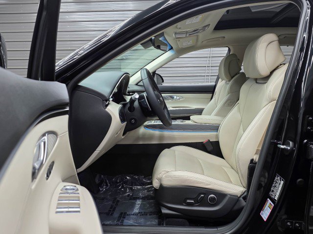 Used 2023 Genesis GV70 2.5T w/ Advanced Package AWD/4WD image 13