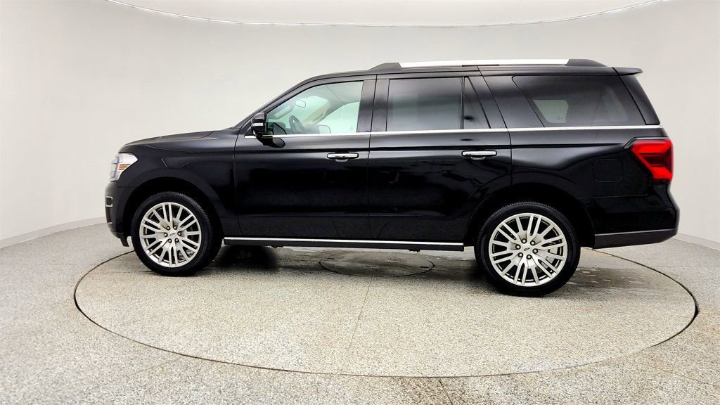 Used 2023 Ford Expedition Limited image 8