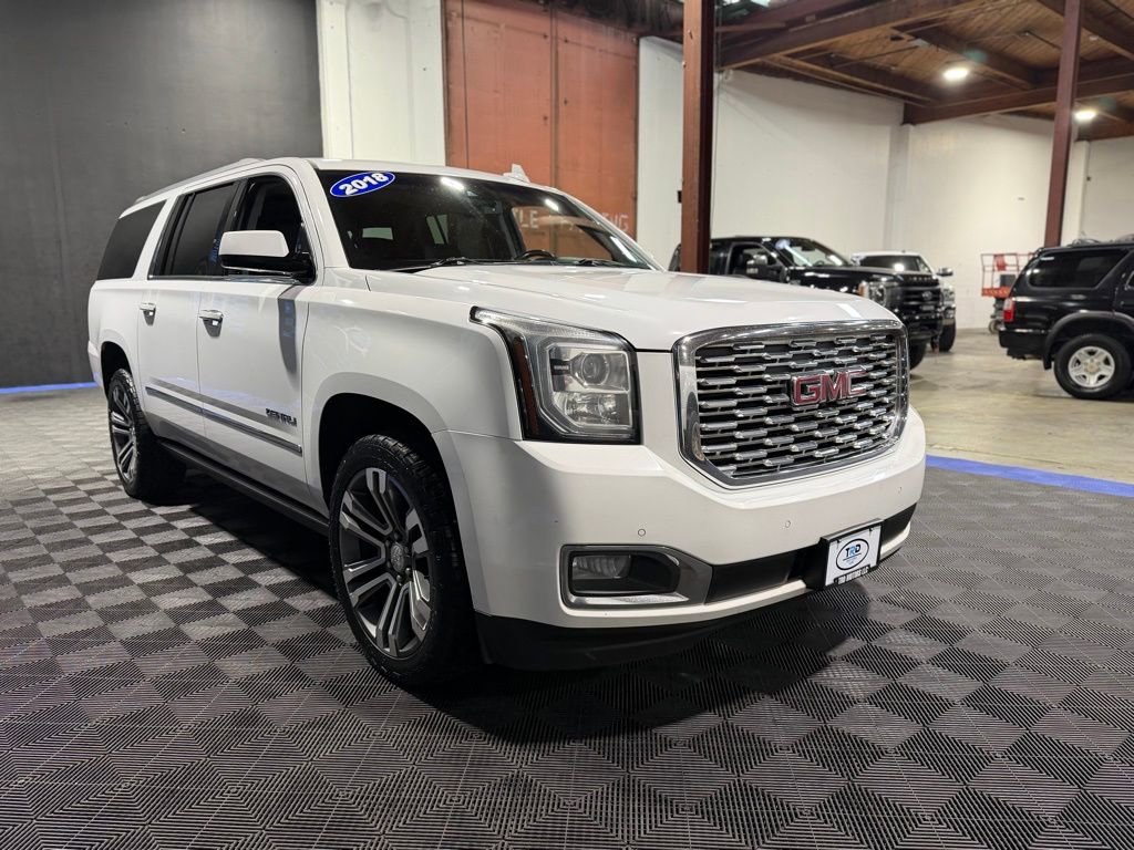 Used 2018 GMC Yukon XL Denali w/ Denali Ultimate Package image 6