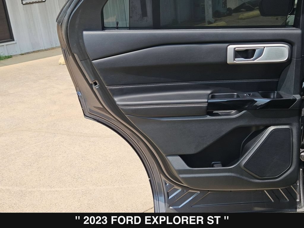 Used 2023 Ford Explorer ST w/ Equipment Group 401A AWD/4WD image 19