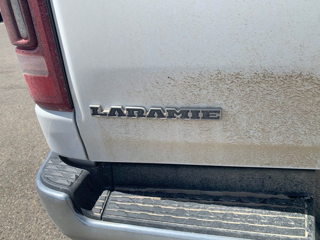 Used 2022 RAM 1500 Laramie AWD/4WD image 5