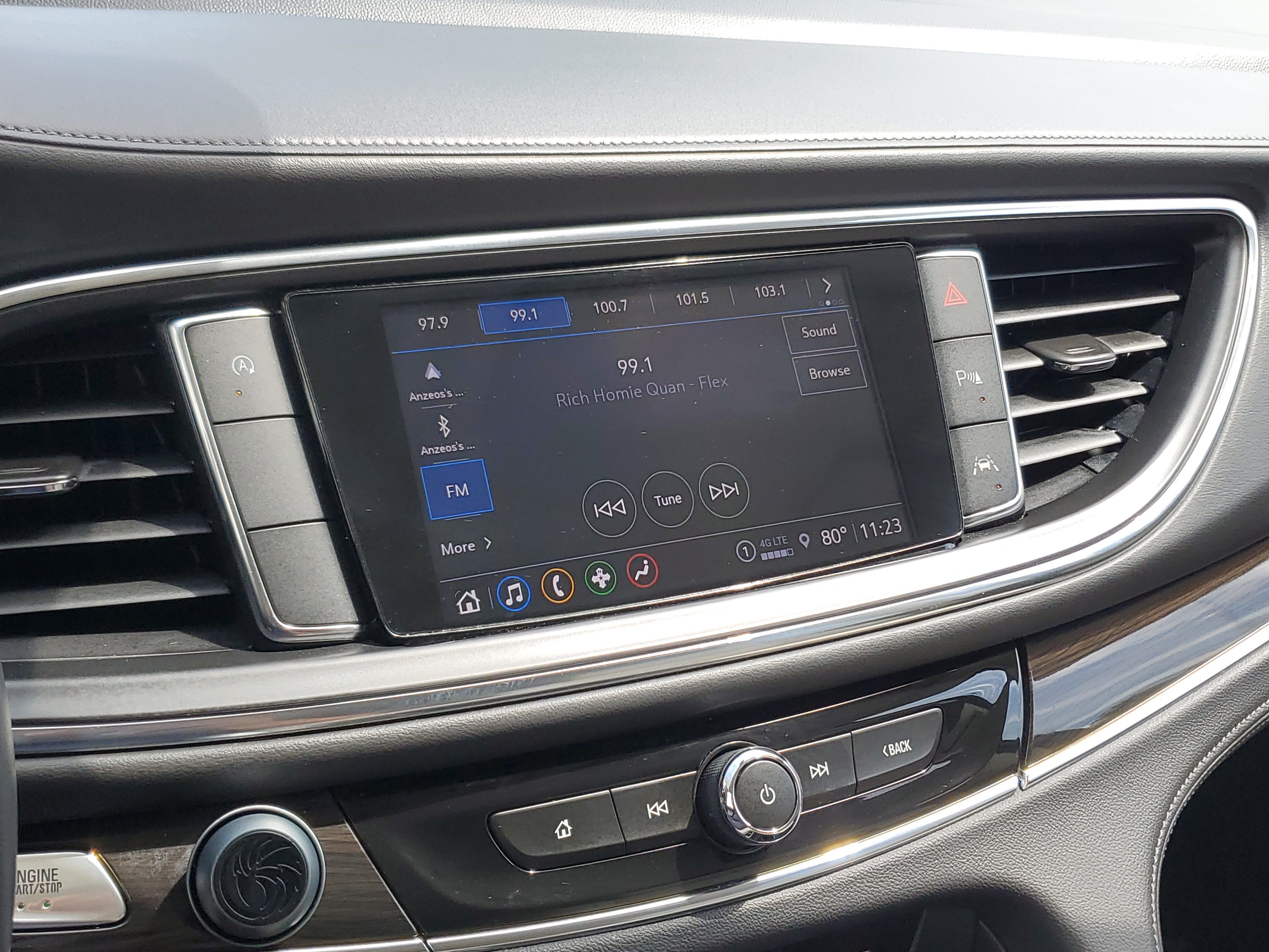 Certified 2024 Buick Enclave Essence w/ Technology Package FWD image 27