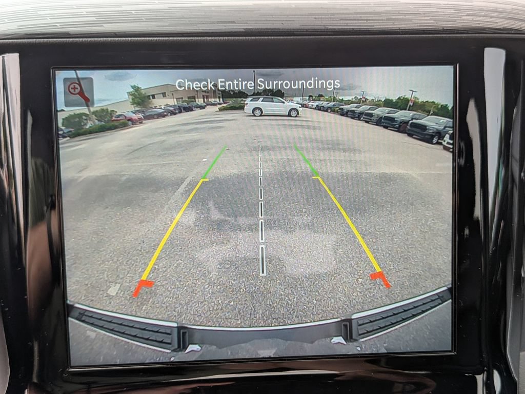 Used 2024 RAM 1500 Laramie AWD/4WD image 24