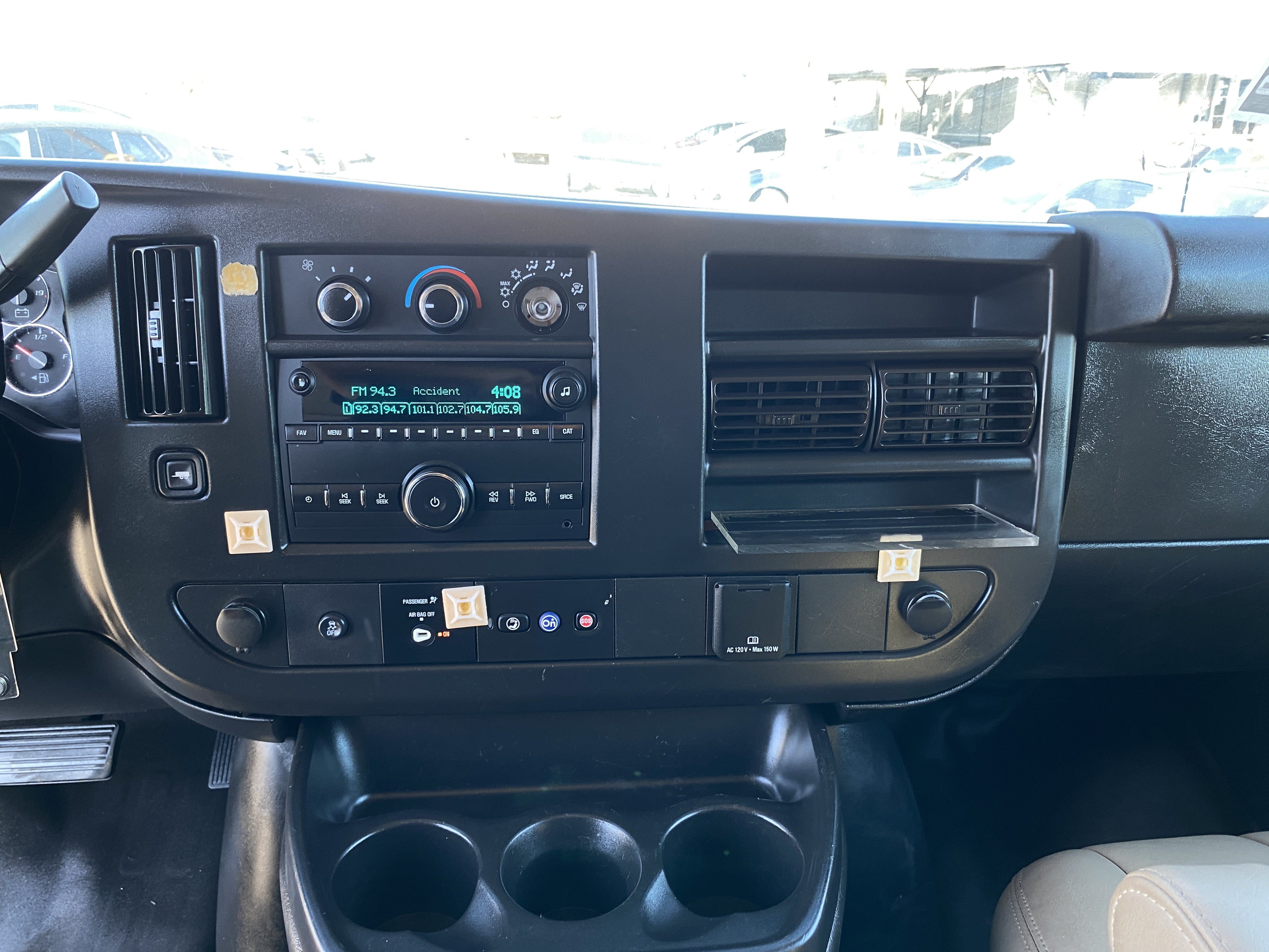 Used 2019 Chevrolet Express 2500 w/ Driver Convenience Package RWD image 13