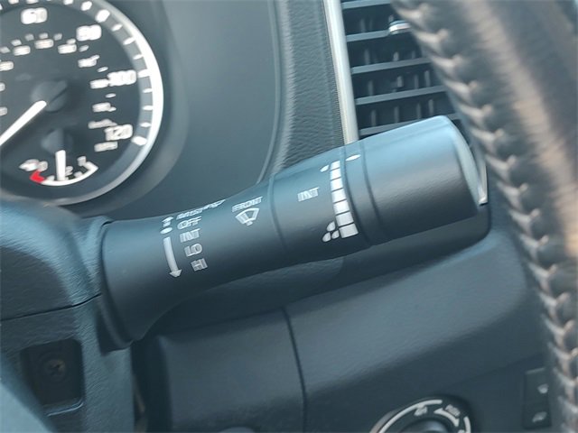 Used 2022 Nissan Frontier SV image 25