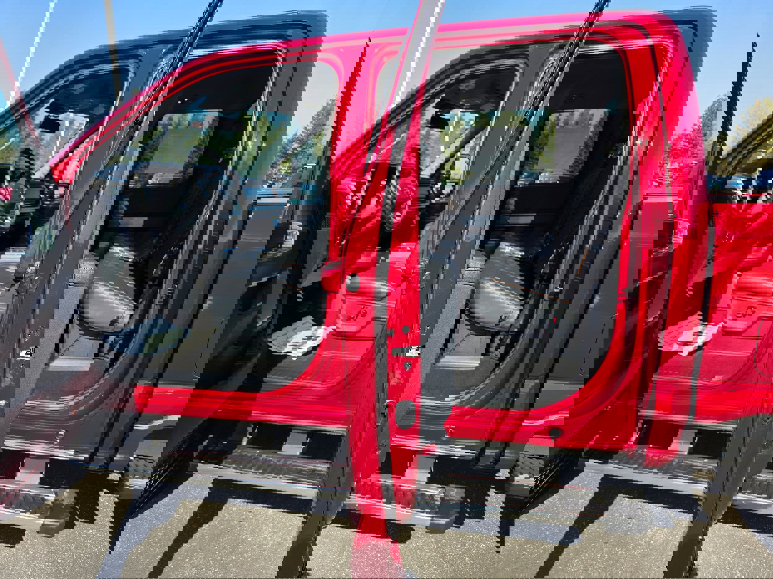 New 2026 Ford F250 Lariat image 10