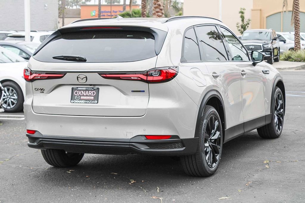 New 2026 MAZDA CX-90 Plug-In Hybrid w/Premium Sport image 4