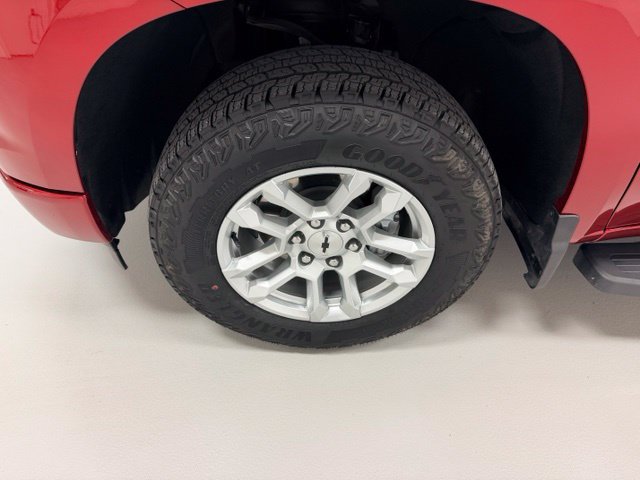 Certified 2025 Chevrolet Silverado 1500 RST AWD/4WD image 18