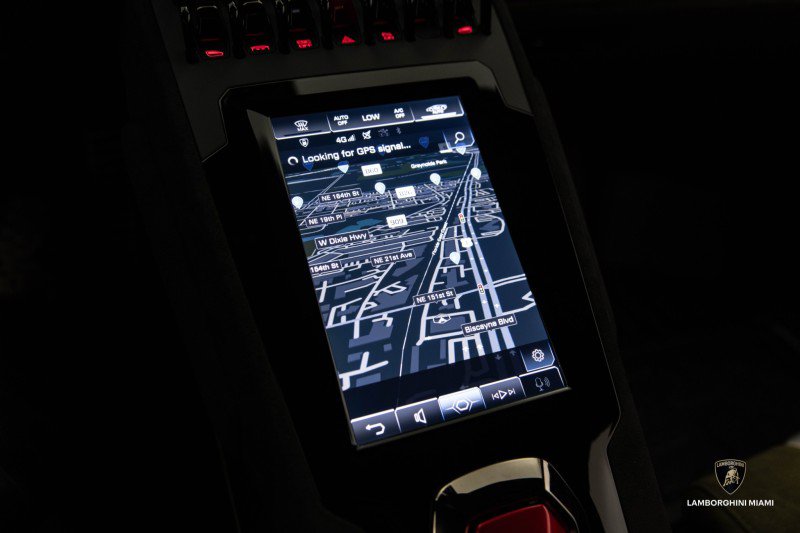 Used 2024 Lamborghini Huracan Sterrato image 61