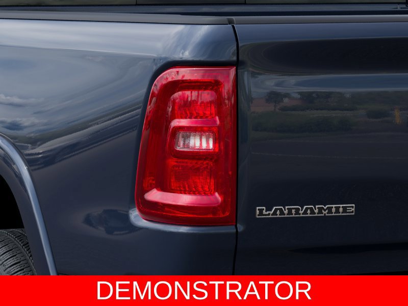 New 2026 RAM 1500 Laramie AWD/4WD image 9