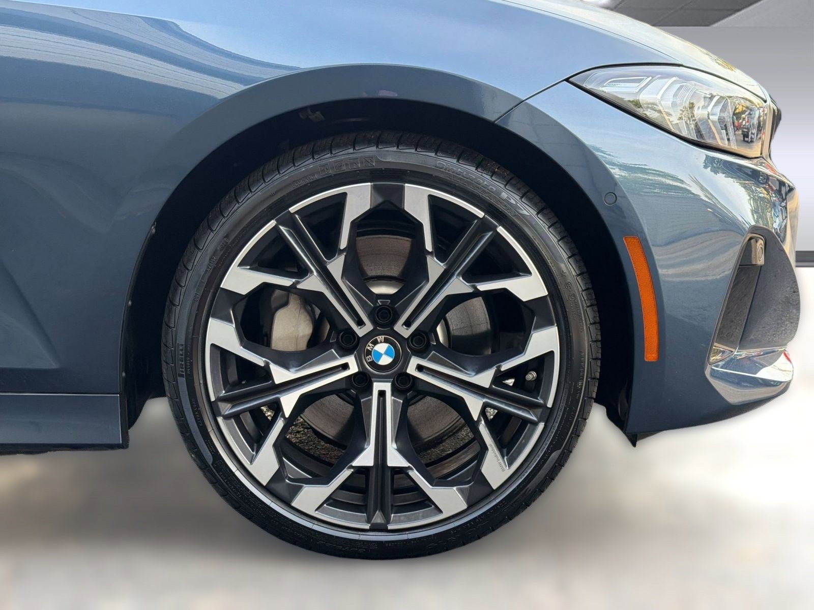 Certified 2025 BMW 330i Sedan image 12