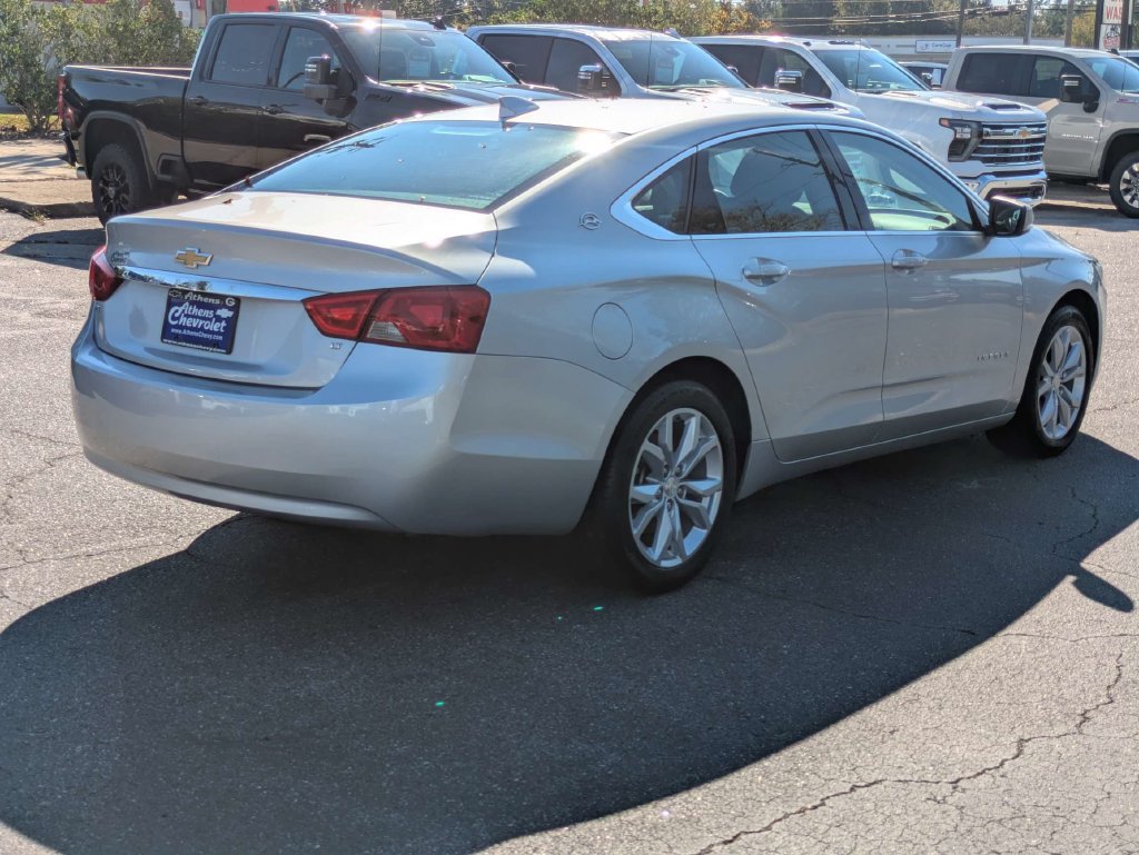 Used 2018 Chevrolet Impala LT FWD image 4