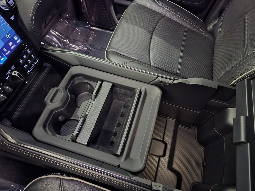 Certified 2024 RAM 2500 Limited image 34