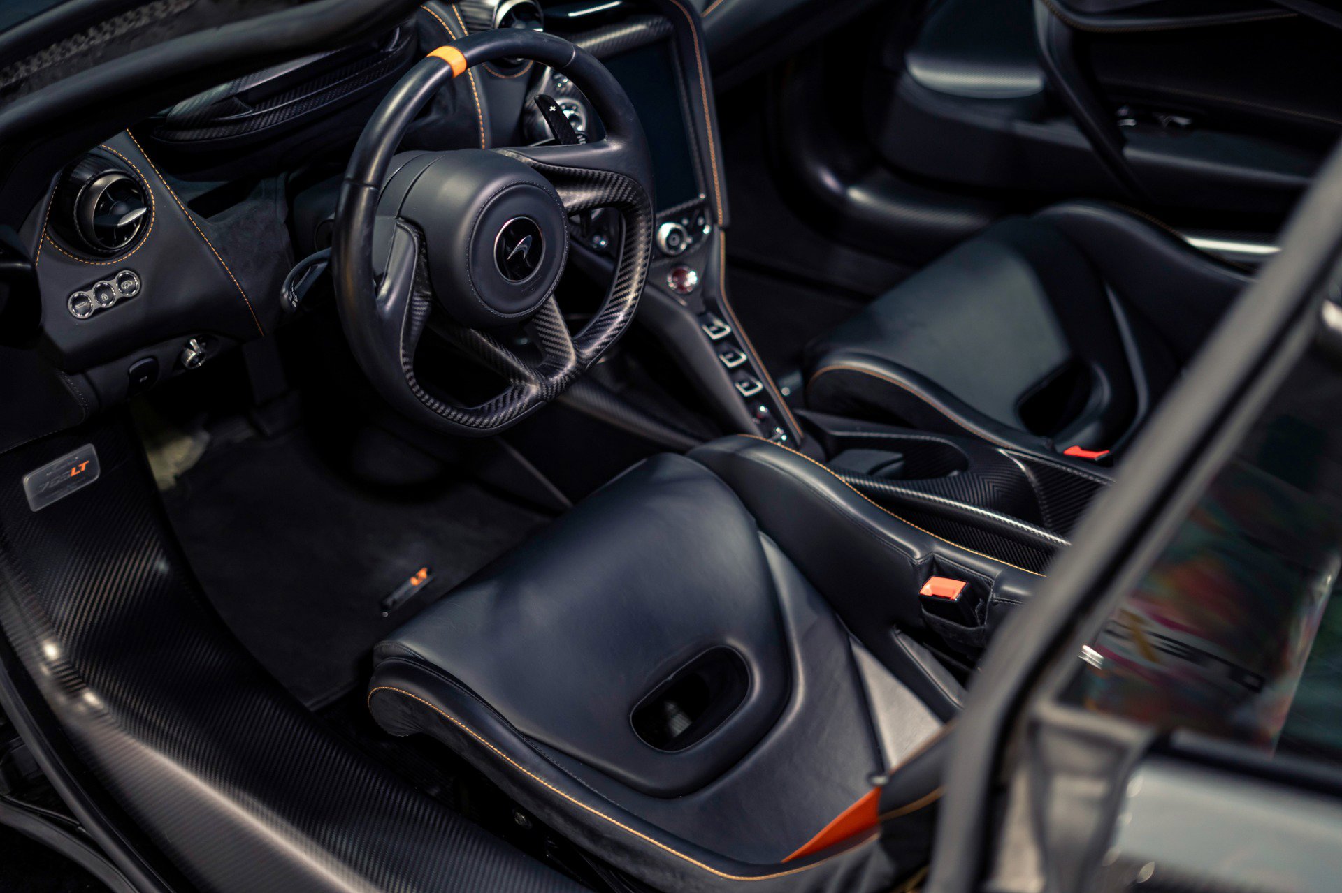 Used 2021 McLaren 765LT RWD image 16