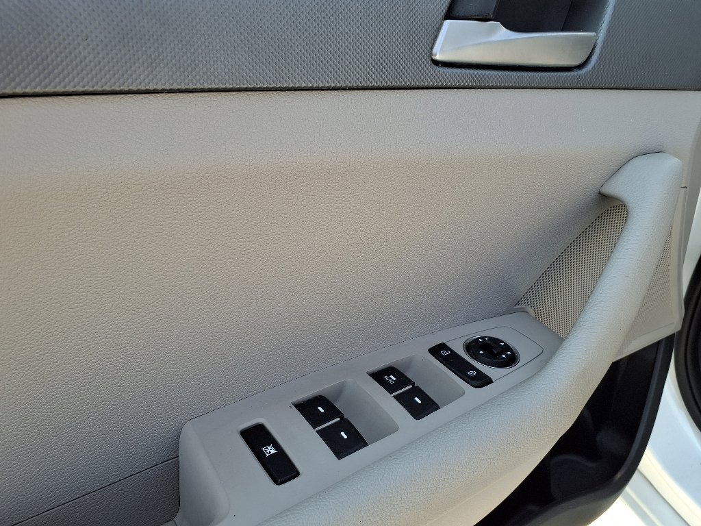 Used 2019 Hyundai Sonata SE image 10
